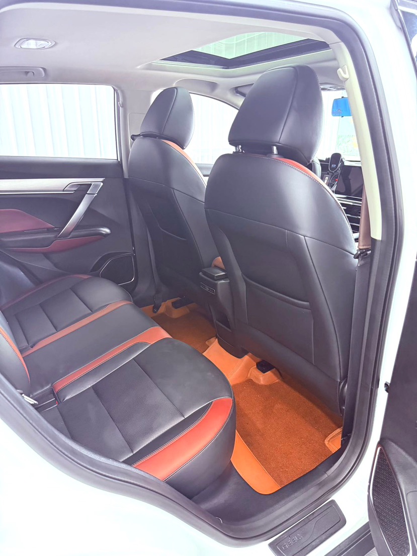 GEELY Coolray 2022 car image #9