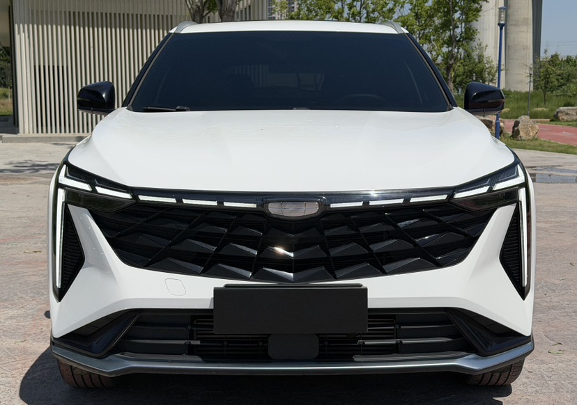 GEELY Boyue 2023 car image #2