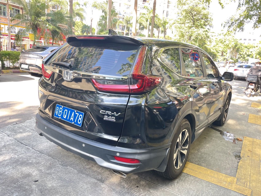 Honda CR-V 2022 car image #3