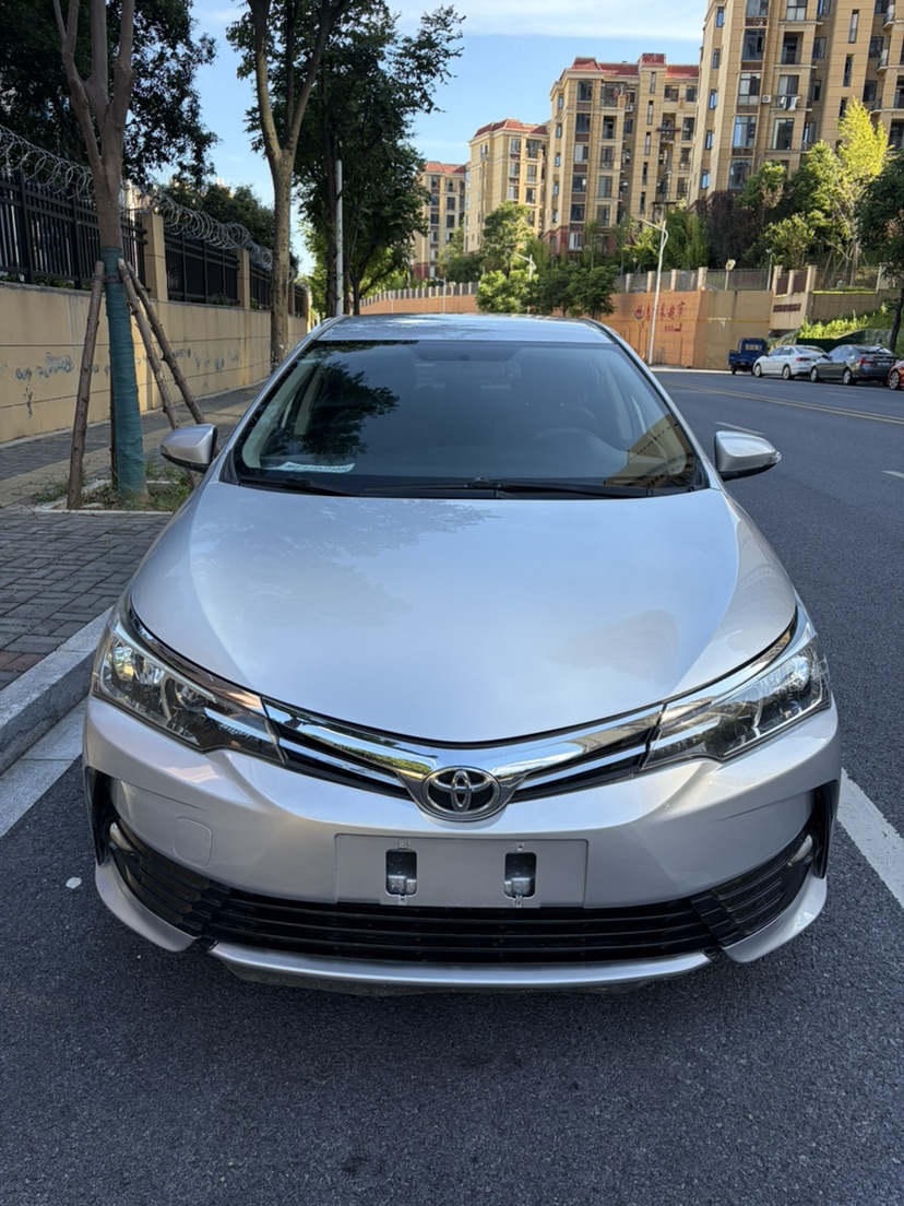 Toyota Corolla 2017 car image #2