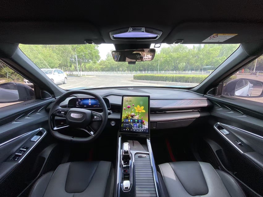 GEELY Boyue 2024 immagine di auto #5