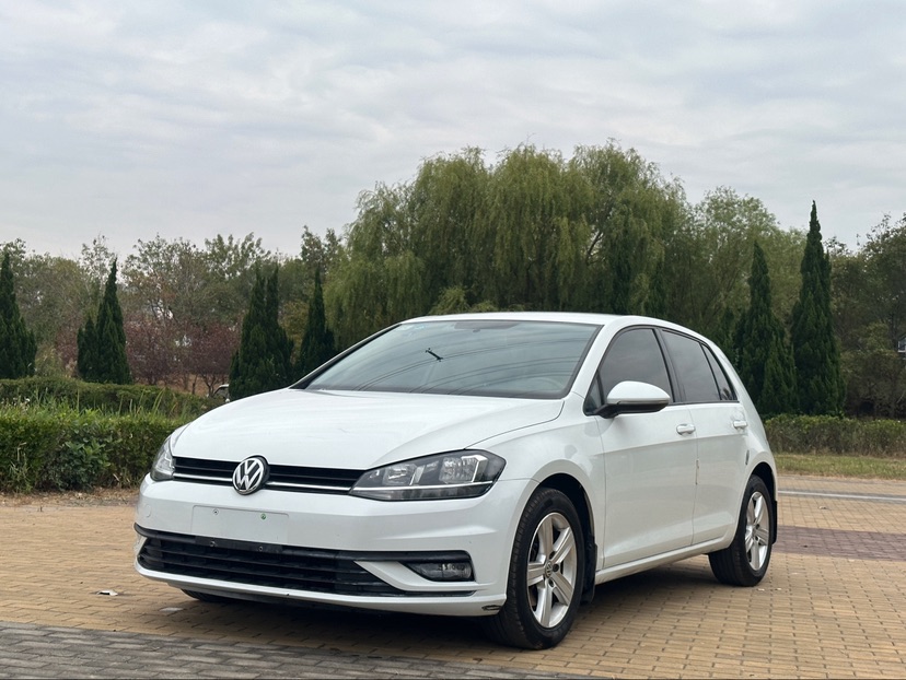 Volkswagen Golf 2018 Volkswagen Golf 2018 car image