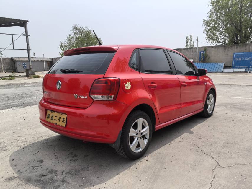 Volkswagen Polo 2012 #6 Volkswagen Polo 2012 car image #6