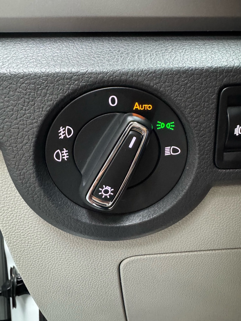 Volkswagen T-Cross 2023 car image #14