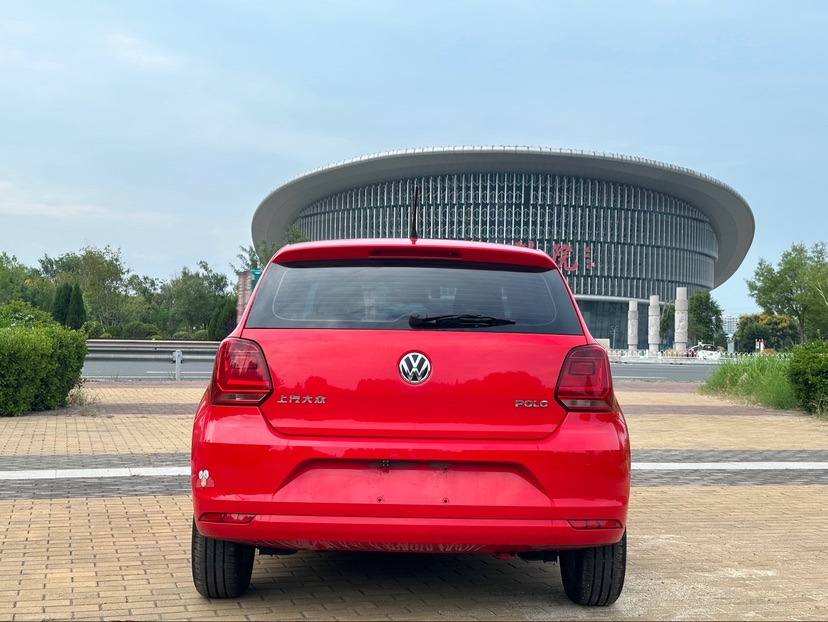 Volkswagen Polo 2018 car image #5