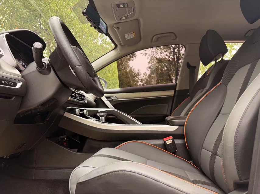 GEELY Coolray 2024 imagen de coche #7