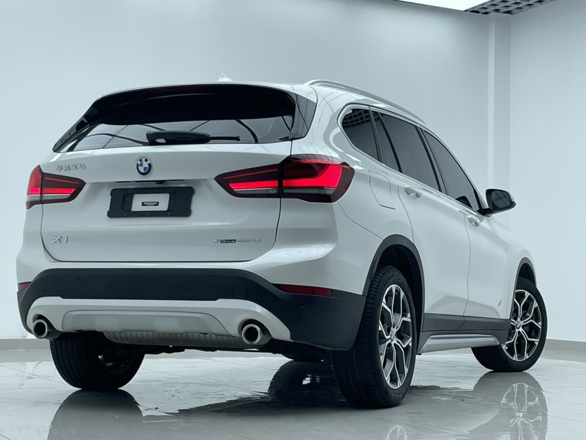 BMW X1 2023 car image #8