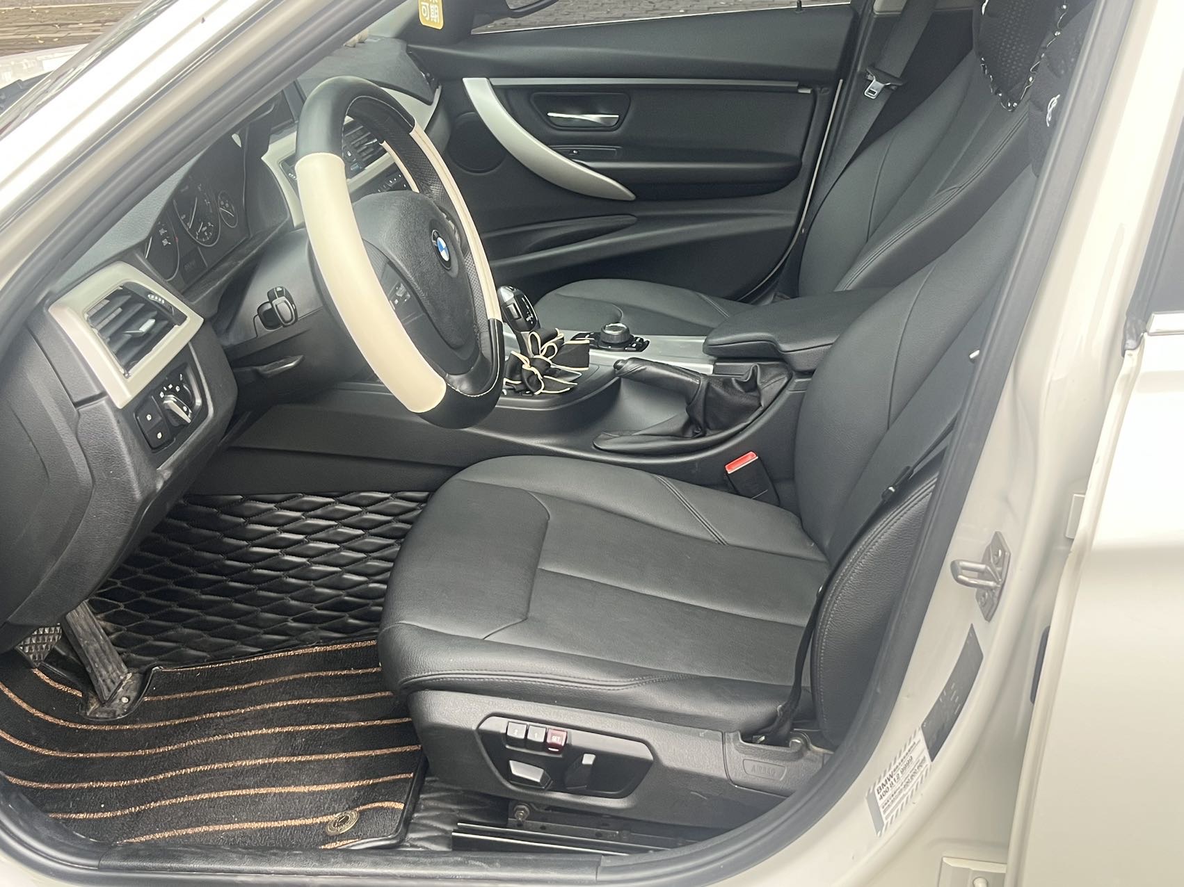 BMW 3 Series 2015 #4 BMW 3 Series 2015 car image #4