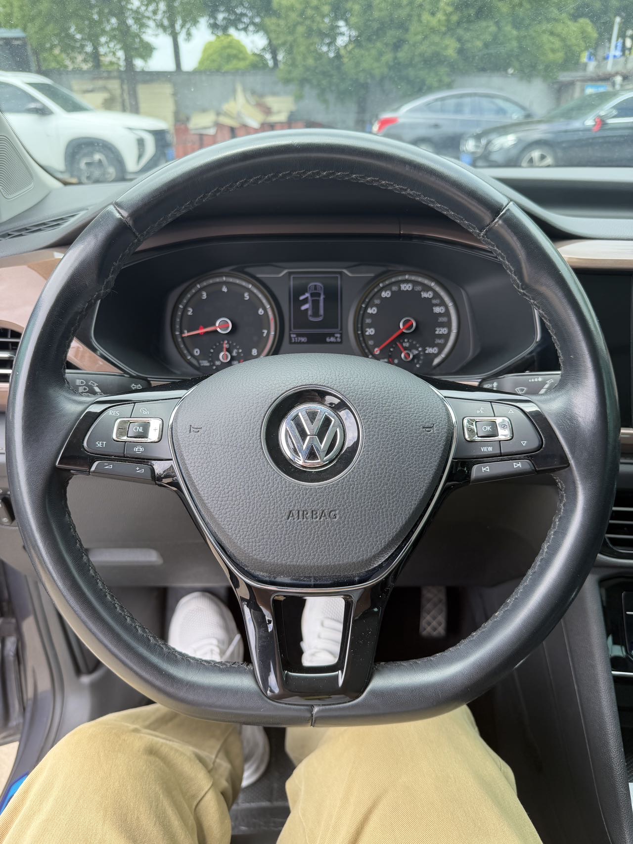 Volkswagen Tharu 2020 #5 Volkswagen Tharu 2020 immagine di auto #5