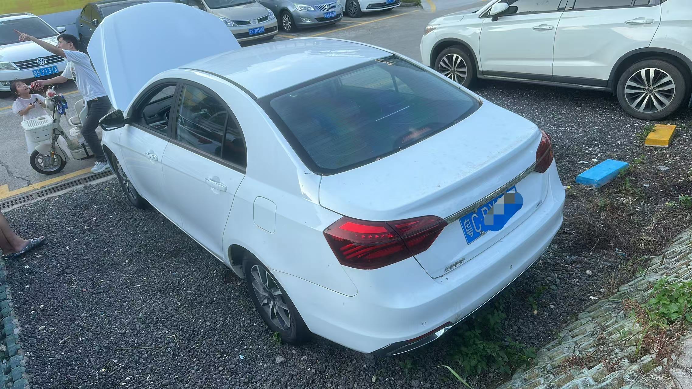 GEELY Emgrand 2020 #7 GEELY Emgrand 2020 car image #7