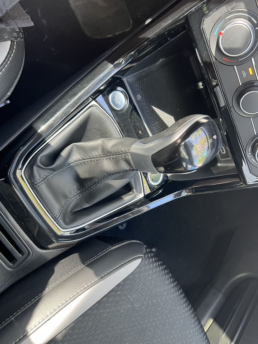 Volkswagen Tacqua 2022 car image #13