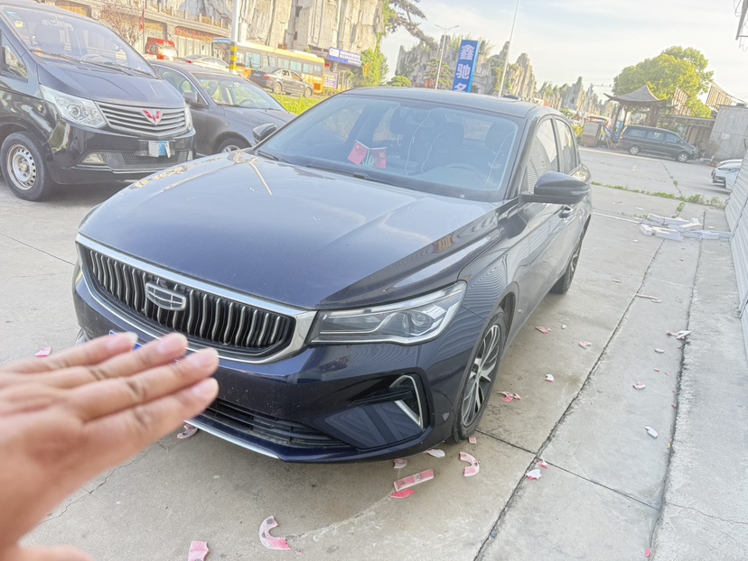 GEELY Emgrand 2023 GEELY Emgrand 2023 صورة سيارة