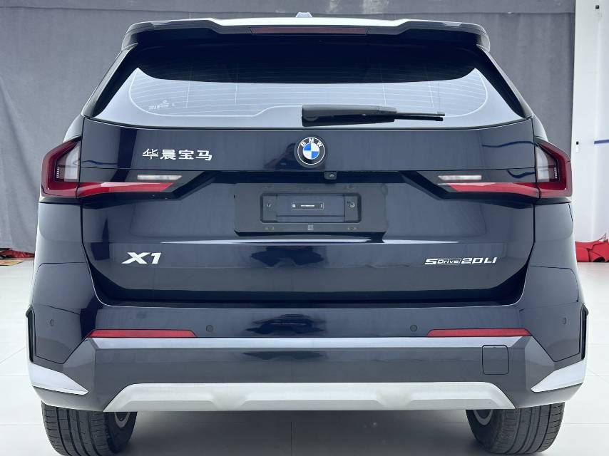 BMW X1 2023 car image #5