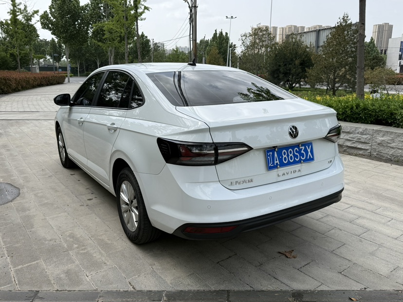 Volkswagen Lavida 2024 car image #9