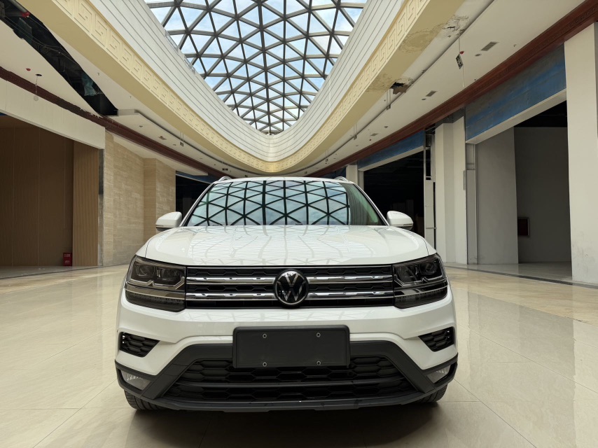 Volkswagen Tharu 2022 car image #2
