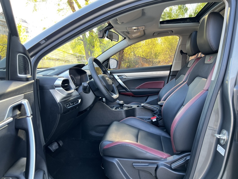 GEELY Coolray 2022 car image #15