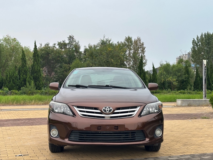 Toyota Corolla 2013 #2 Toyota Corolla 2013 car image #2