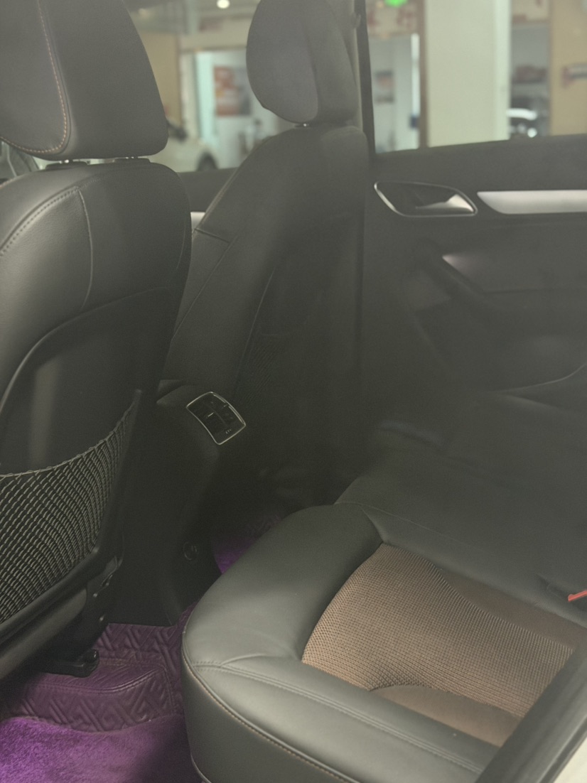 Audi Q3 2019 #6 Audi Q3 2019 car image #6