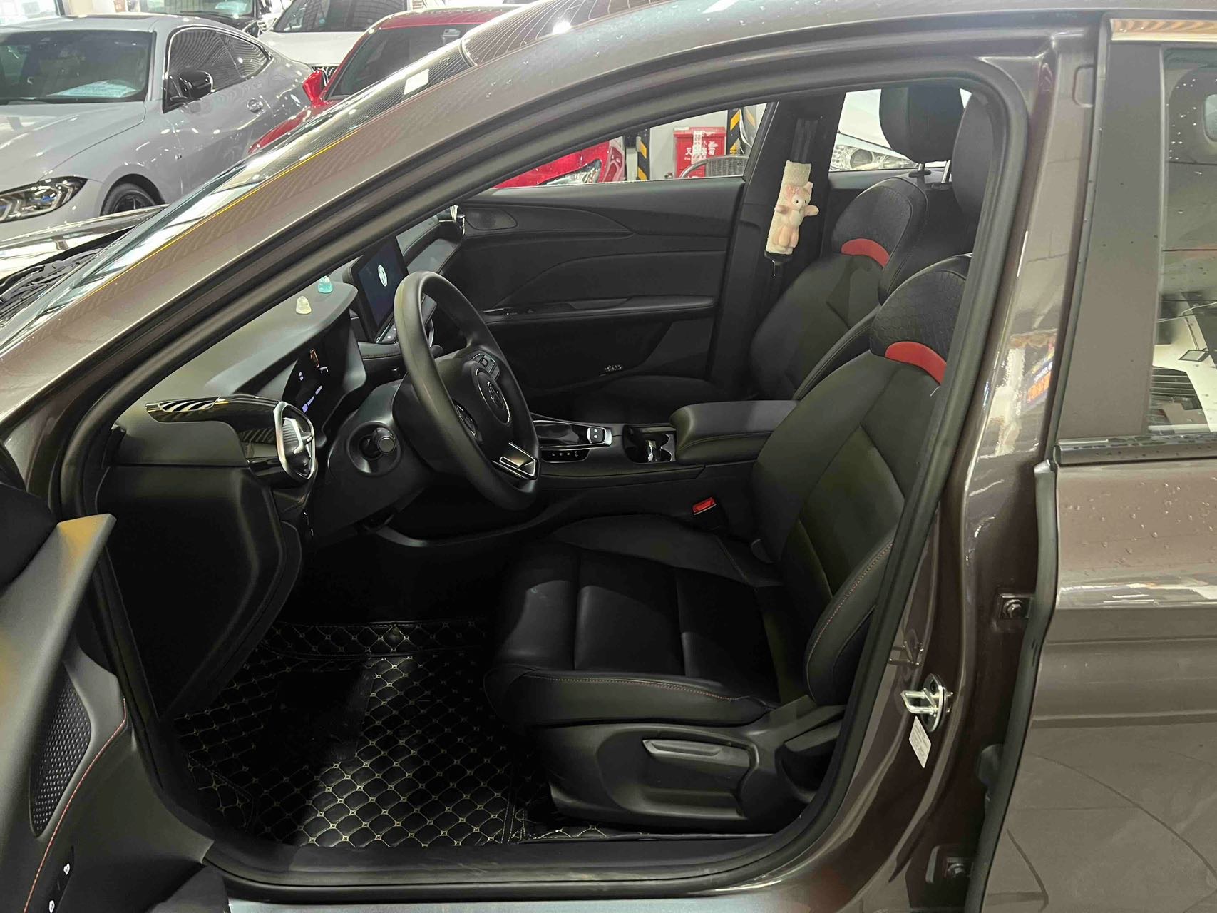 MG 5 2025 imagen de coche #5