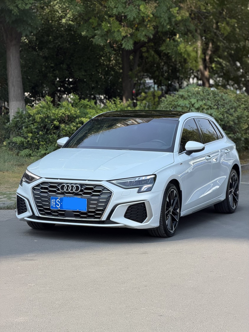 Audi A3 2023 Audi A3 2023 immagine di auto
