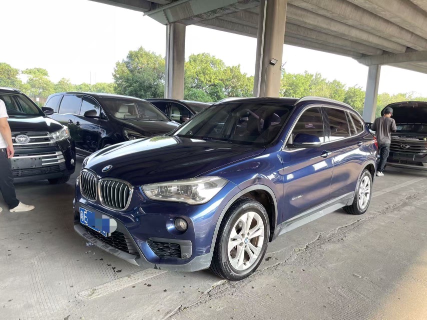 BMW X1 2016 BMW X1 2016 car image