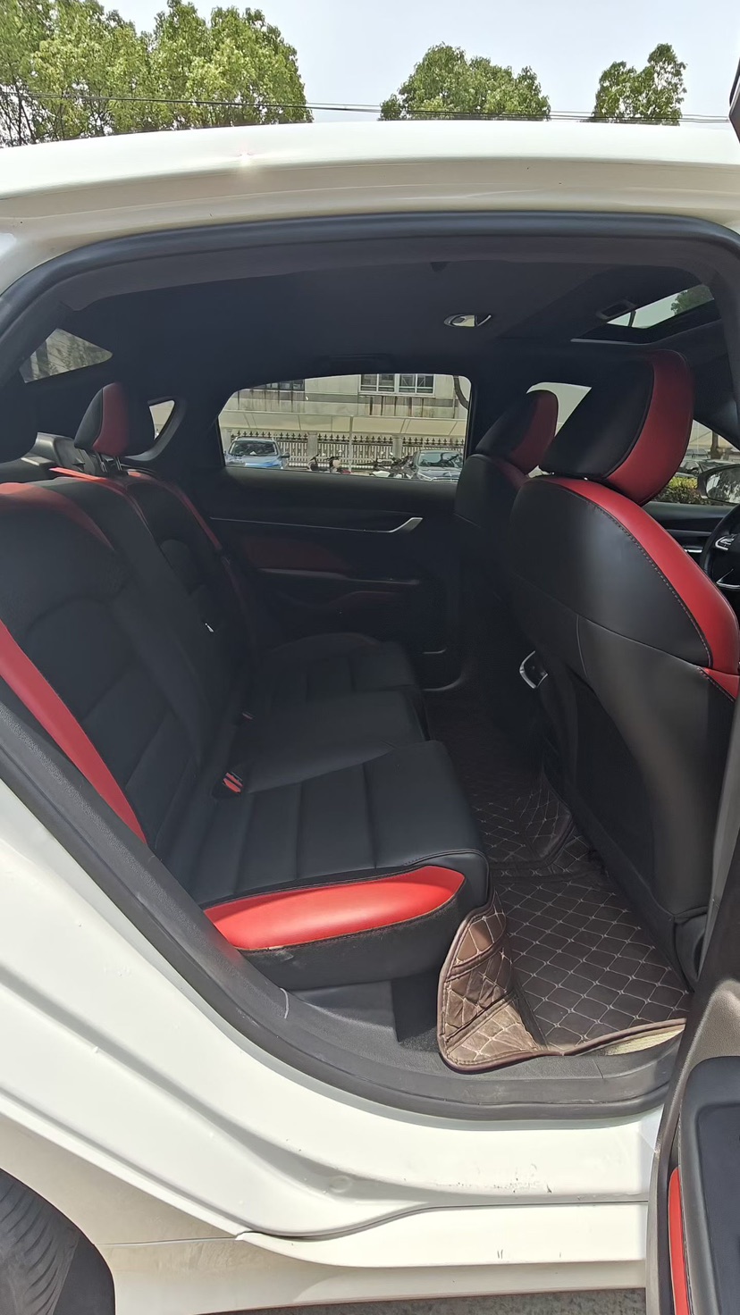 GEELY Binray 2022 car image #7