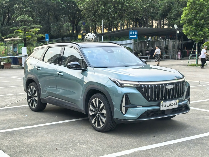 GEELY Boyue L 2025 car image #3