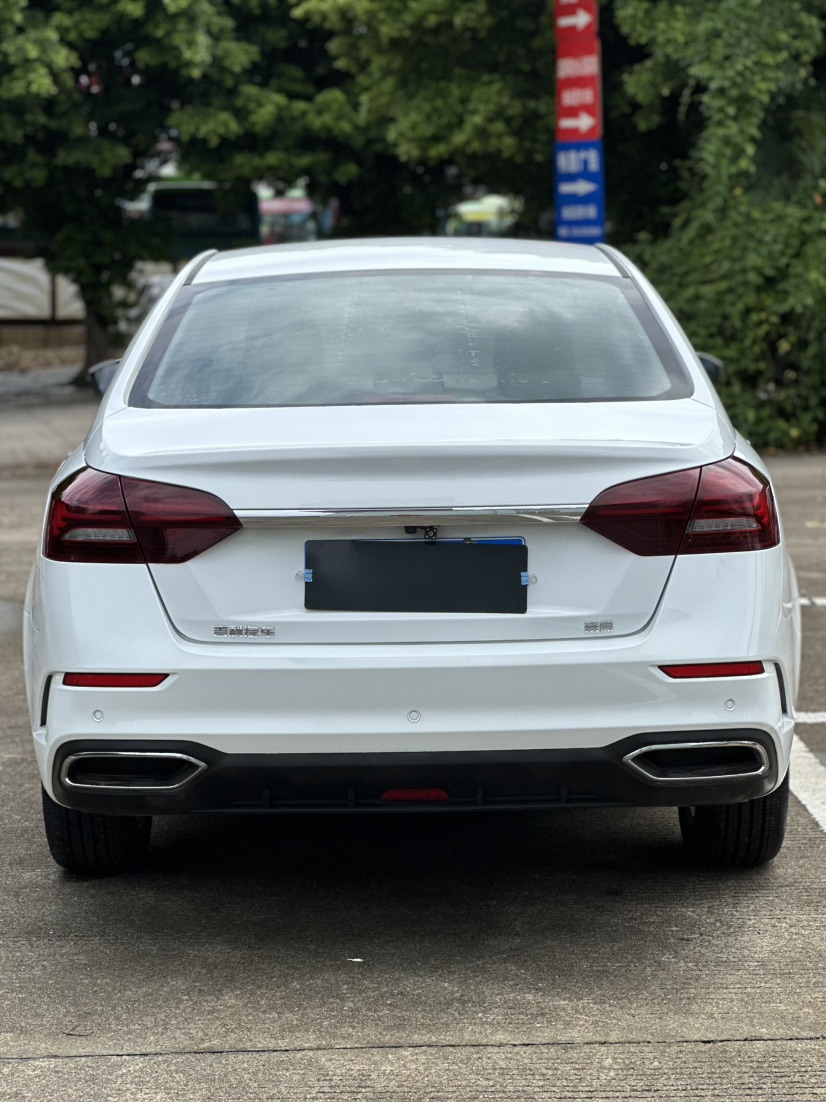GEELY Emgrand 2021 #4 GEELY Emgrand 2021 car image #4
