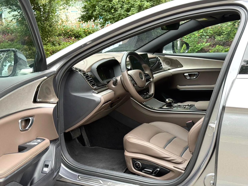 BYD Han 2022 #6 BYD Han 2022 car image #6