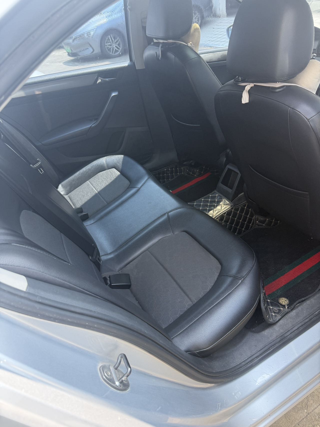 Volkswagen Santana 2014 car image #3
