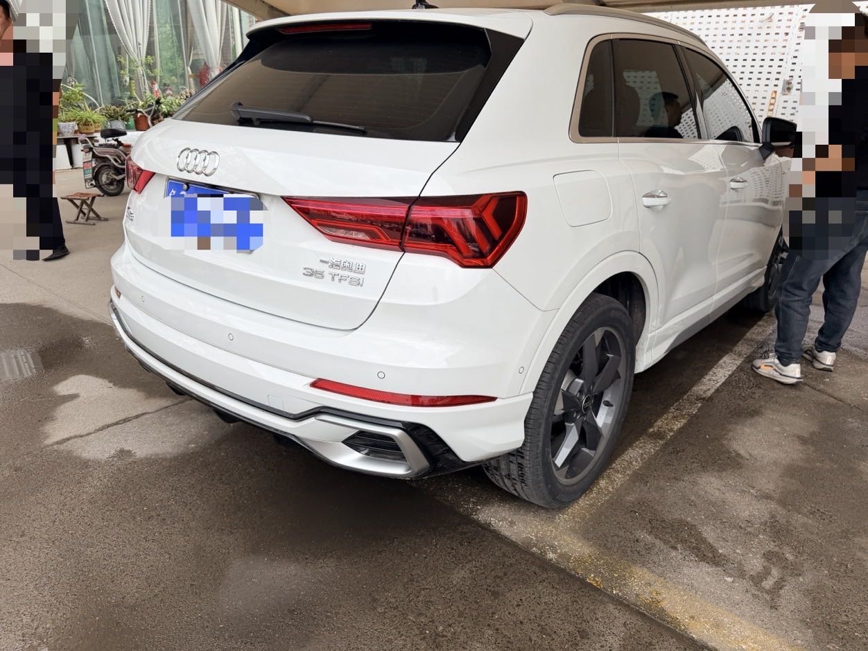 Audi Q3 2024 car image #7