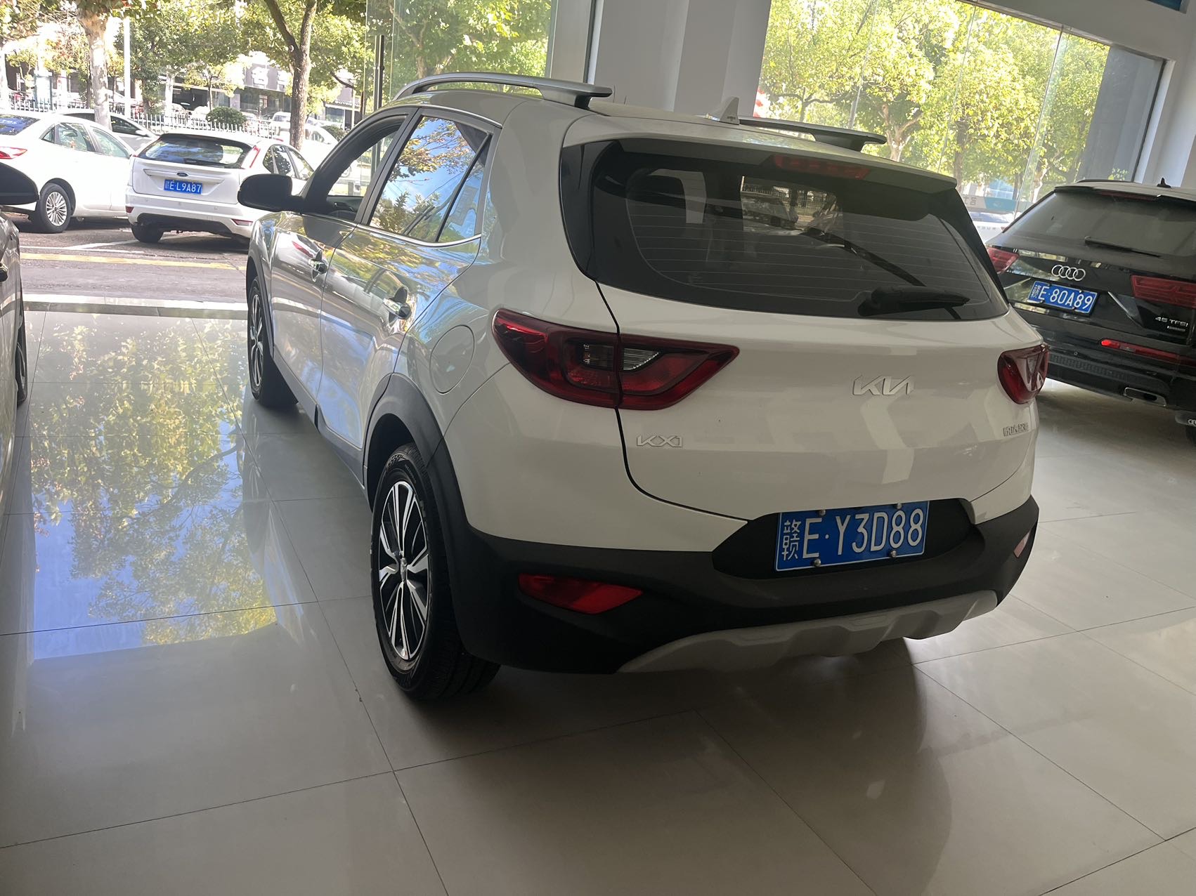Kia KX1 2026 immagine di auto #3