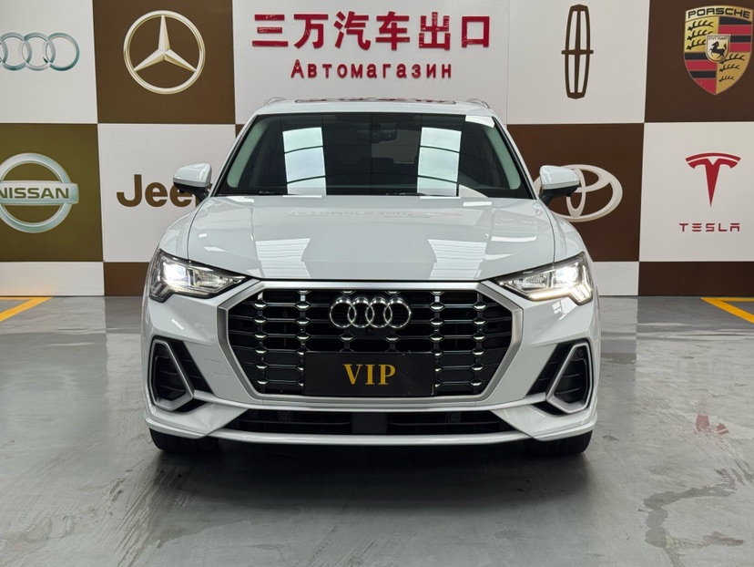 Audi Q3 2022 immagine di auto #2