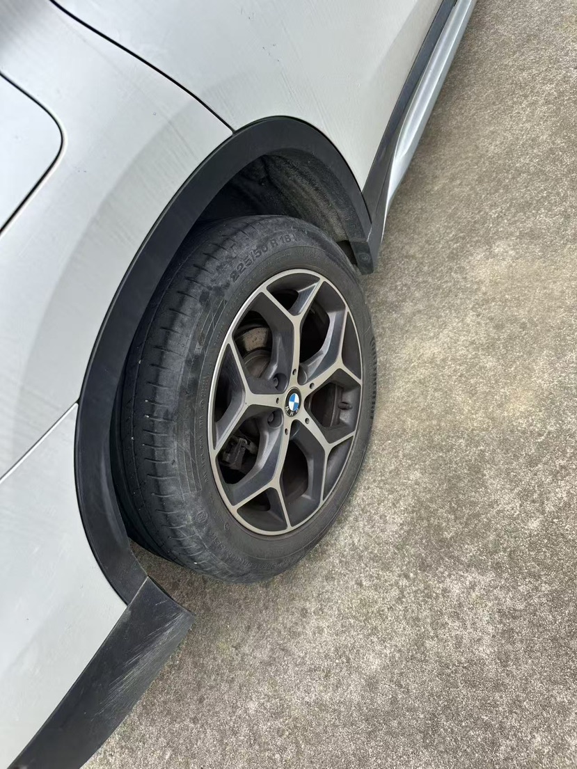 BMW X1 2019 car image #9
