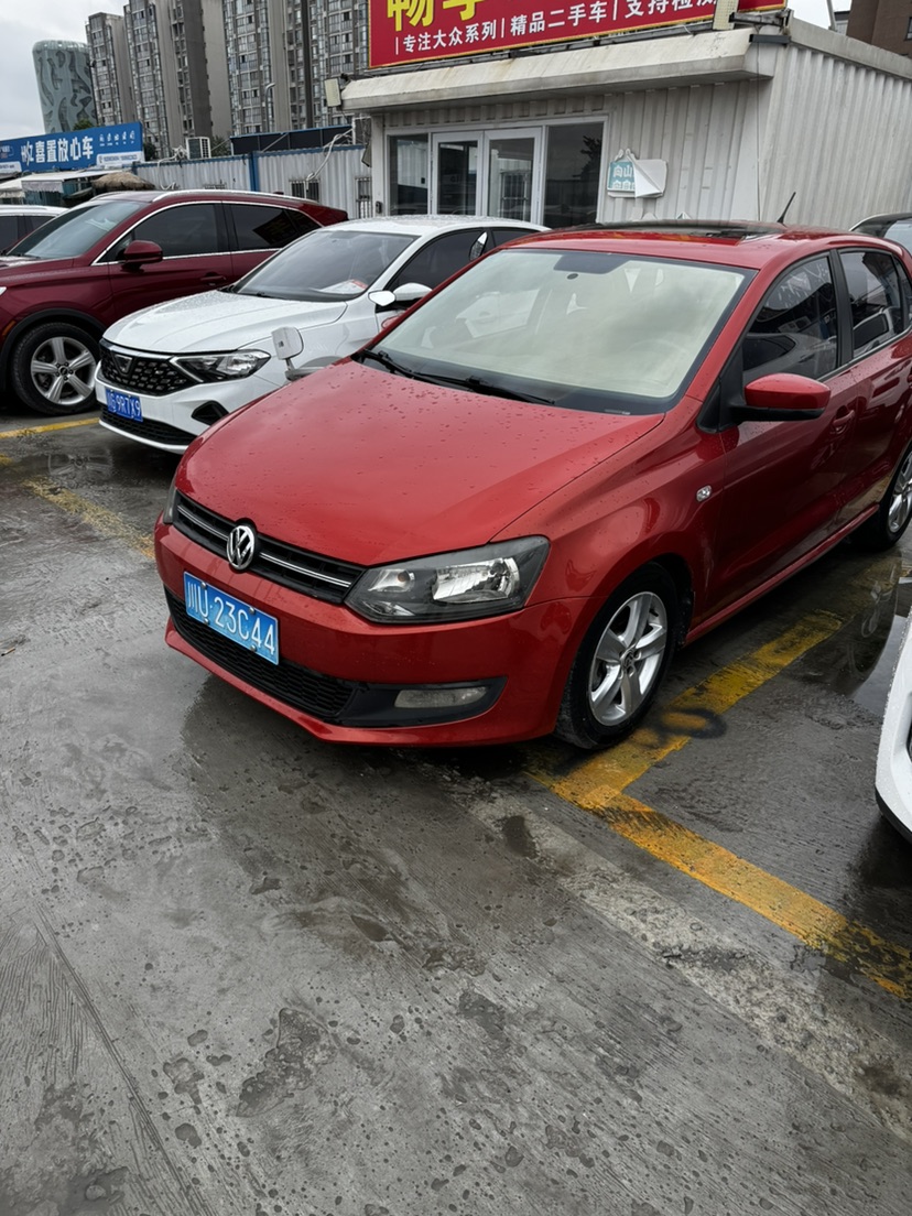 Volkswagen Polo 2012 immagine di auto 
