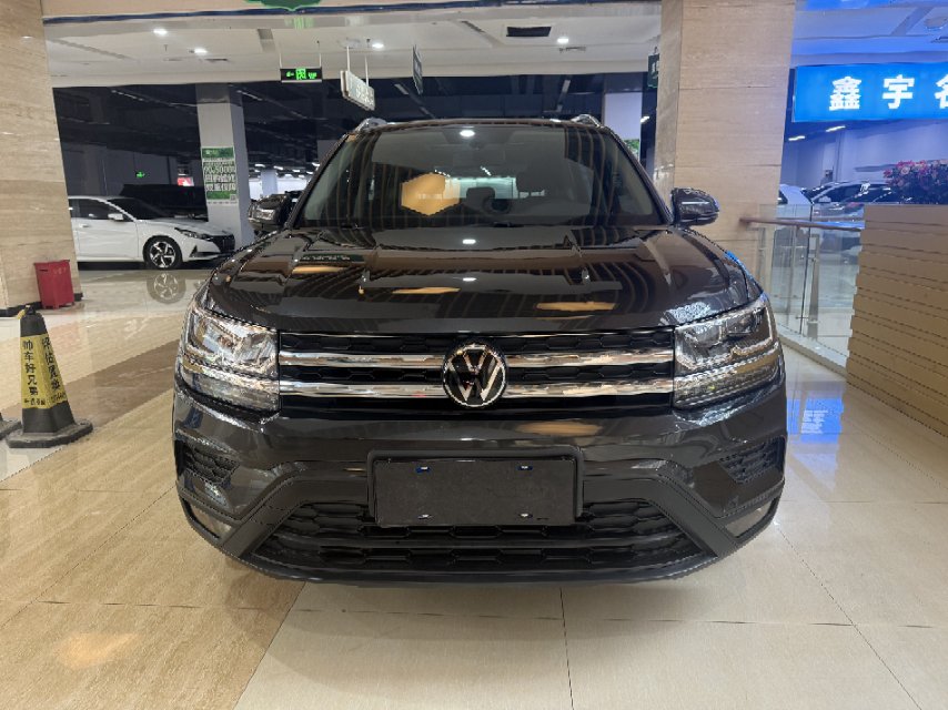 Volkswagen Tharu 2023 car image #5