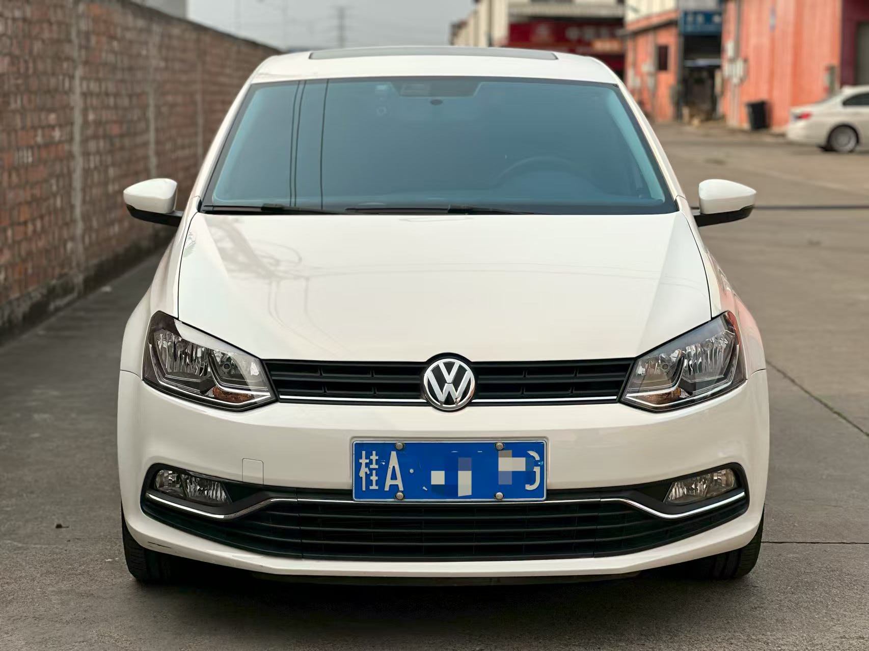 Volkswagen Polo 2019 car image #2