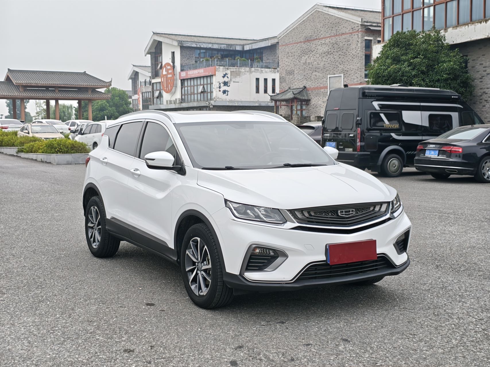 GEELY Coolray 2021 #3 GEELY Coolray 2021 car image #3