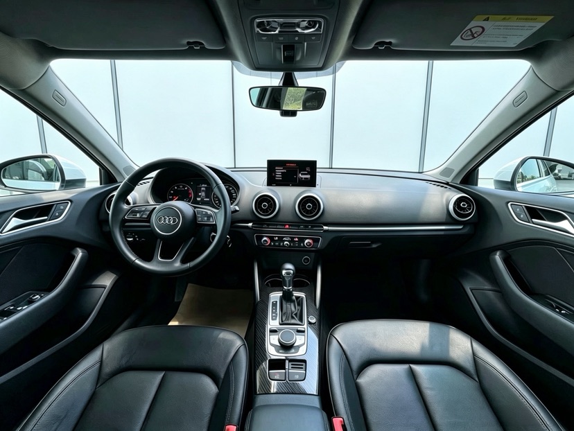Audi A3 2018 immagine di auto #4