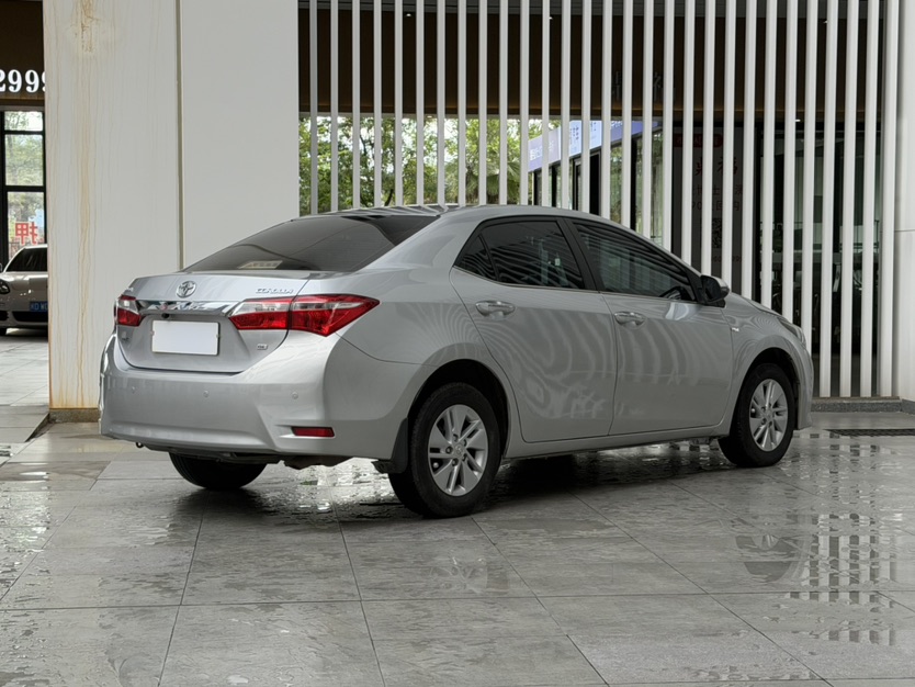 2015 car image #7