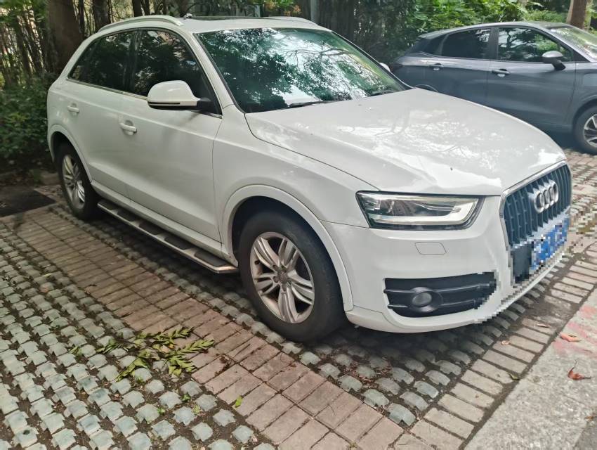 Audi Q3 2015 car image #2