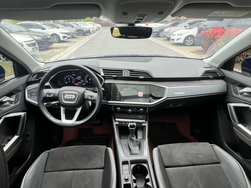 Audi Q3 2019 #7 Audi Q3 2019 car image #7