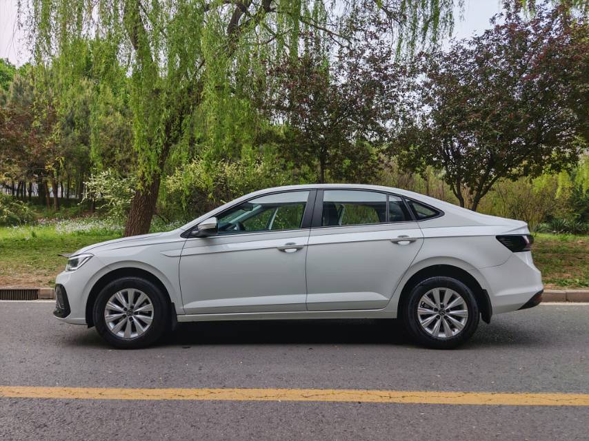 Volkswagen Lavida 2025 car image #9