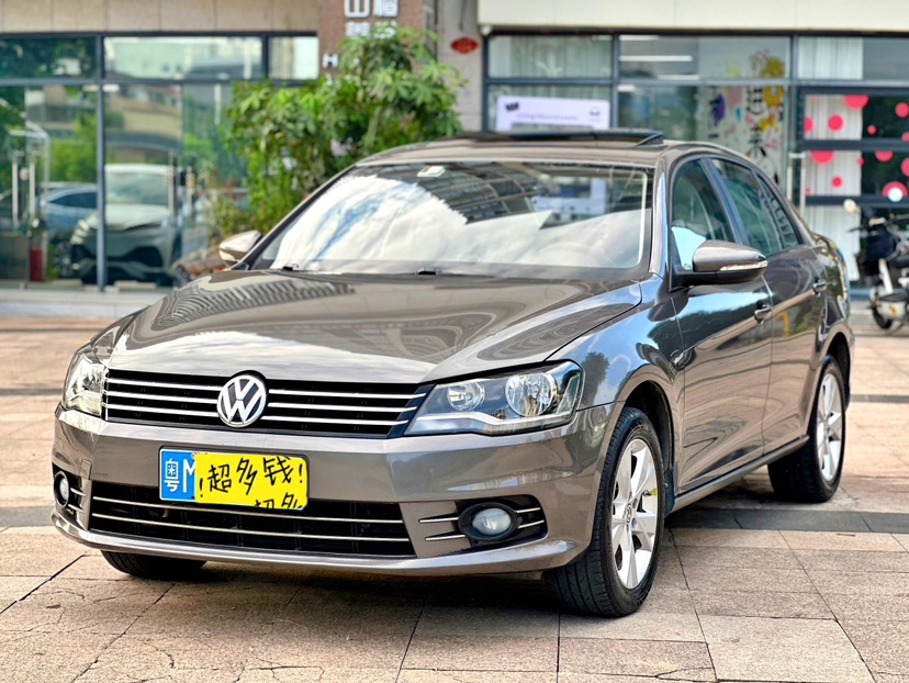Volkswagen Bora 2016 car image 