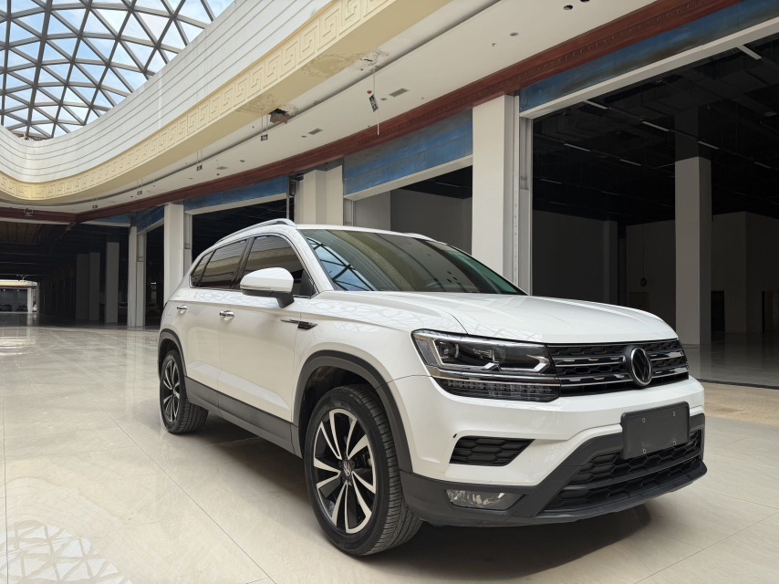 Volkswagen Tharu 2022 car image #3