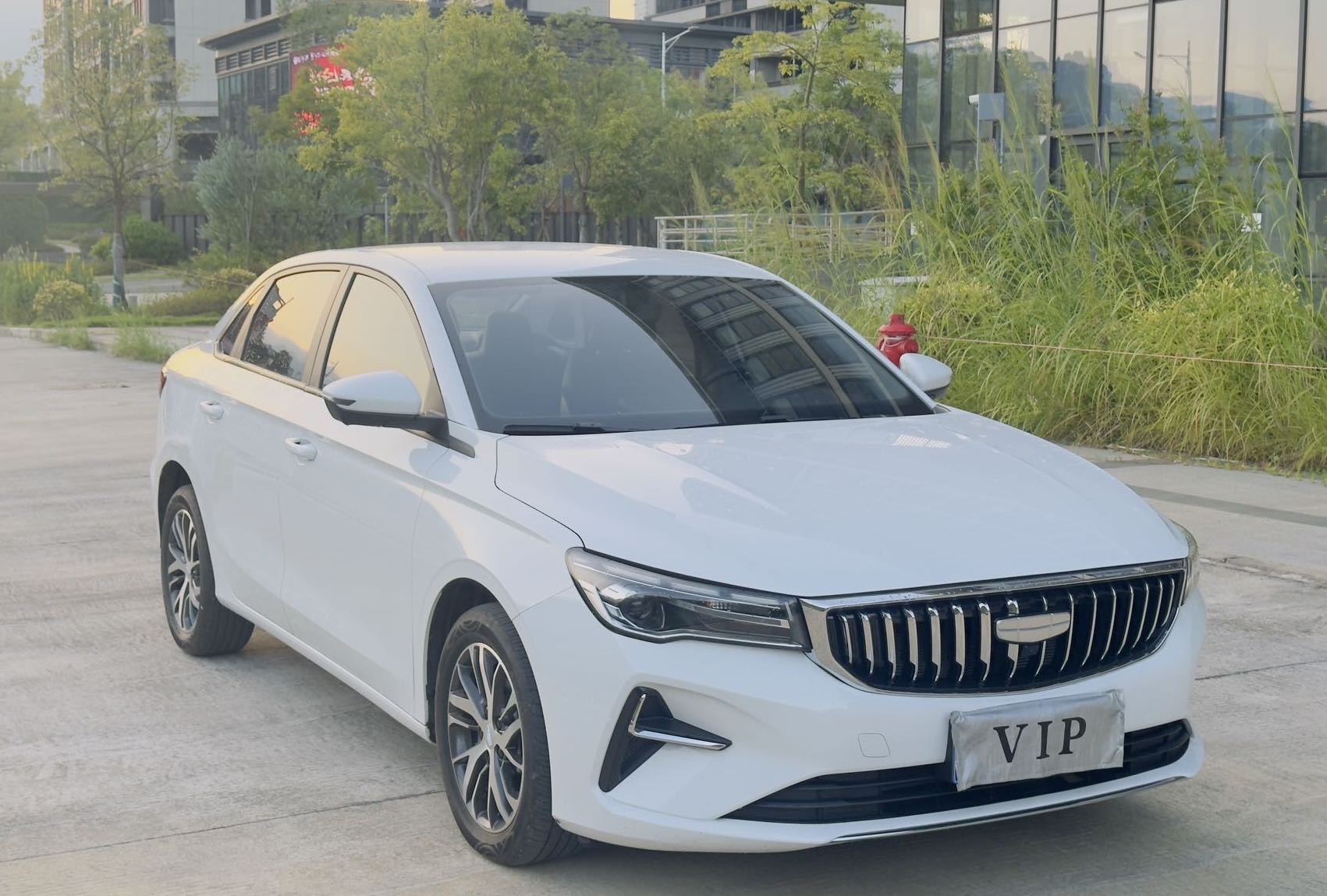 GEELY Emgrand 2025 #3 GEELY Emgrand 2025 car image #3