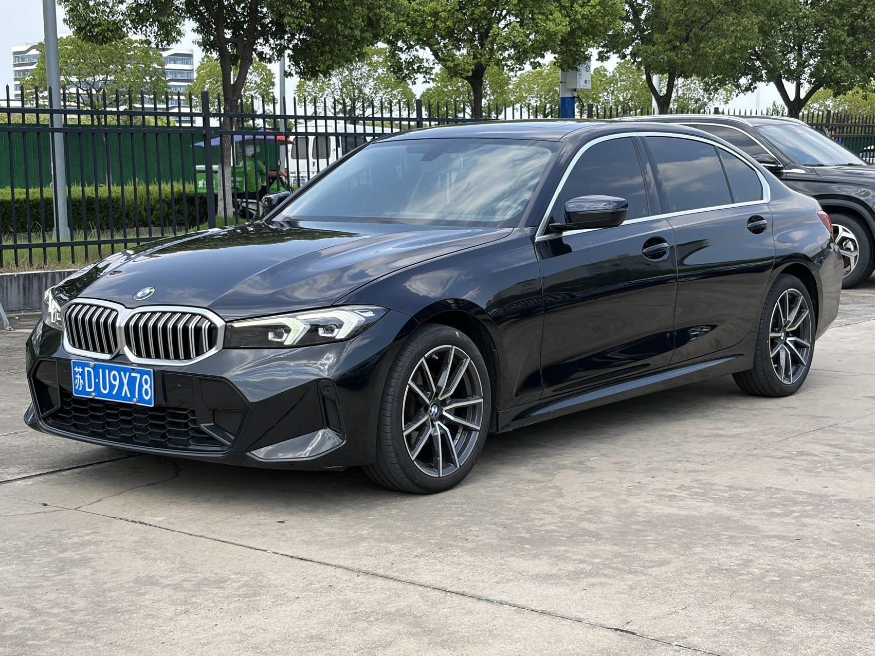 BMW 3 Series 2023 car image #2