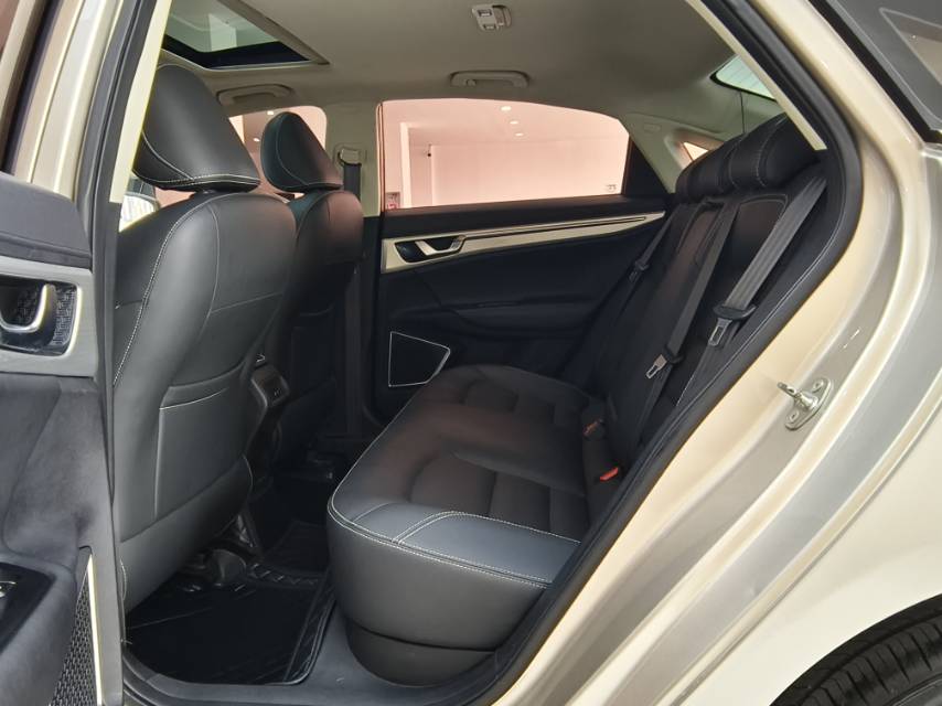 GEELY Emgrand GL 2017 car image #6