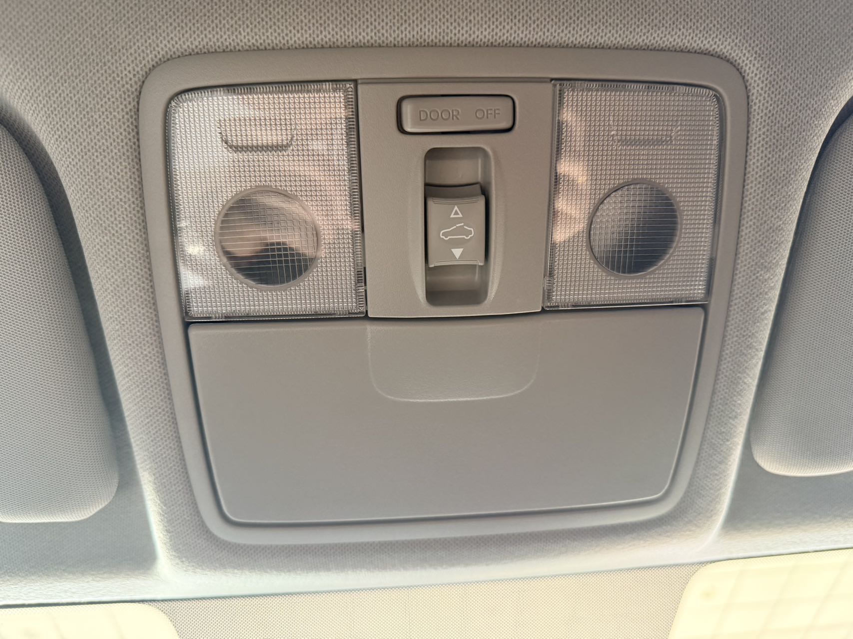 Kia KX1 2023 car image #16