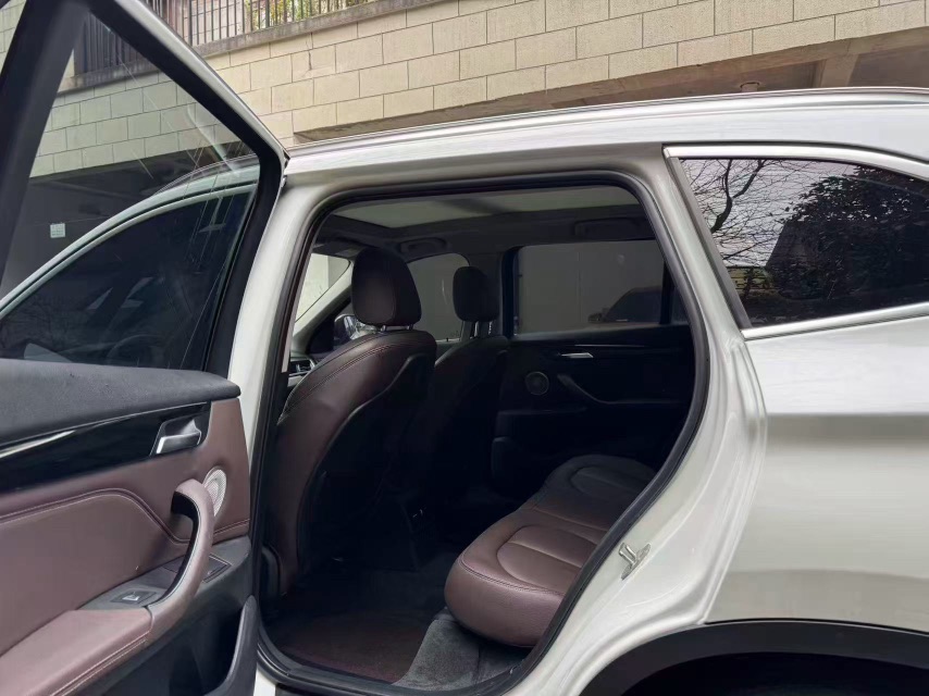 BMW X1 2022 car image #5